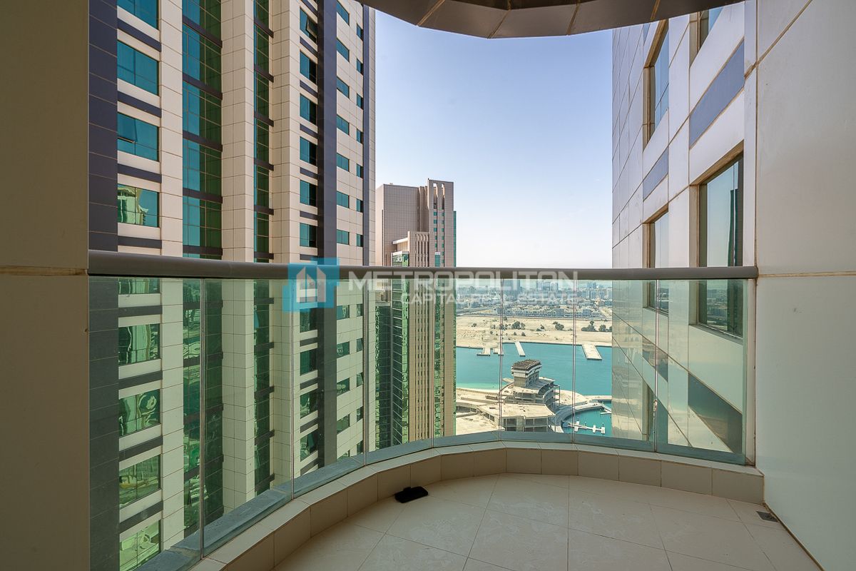 Spacious 3BR+Balcony | Prime Location | Mid Floor