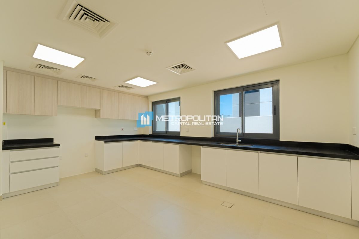 Image - Fay Al Reeman 1, Al Shamkha, Abu Dhabi | Project - Villa