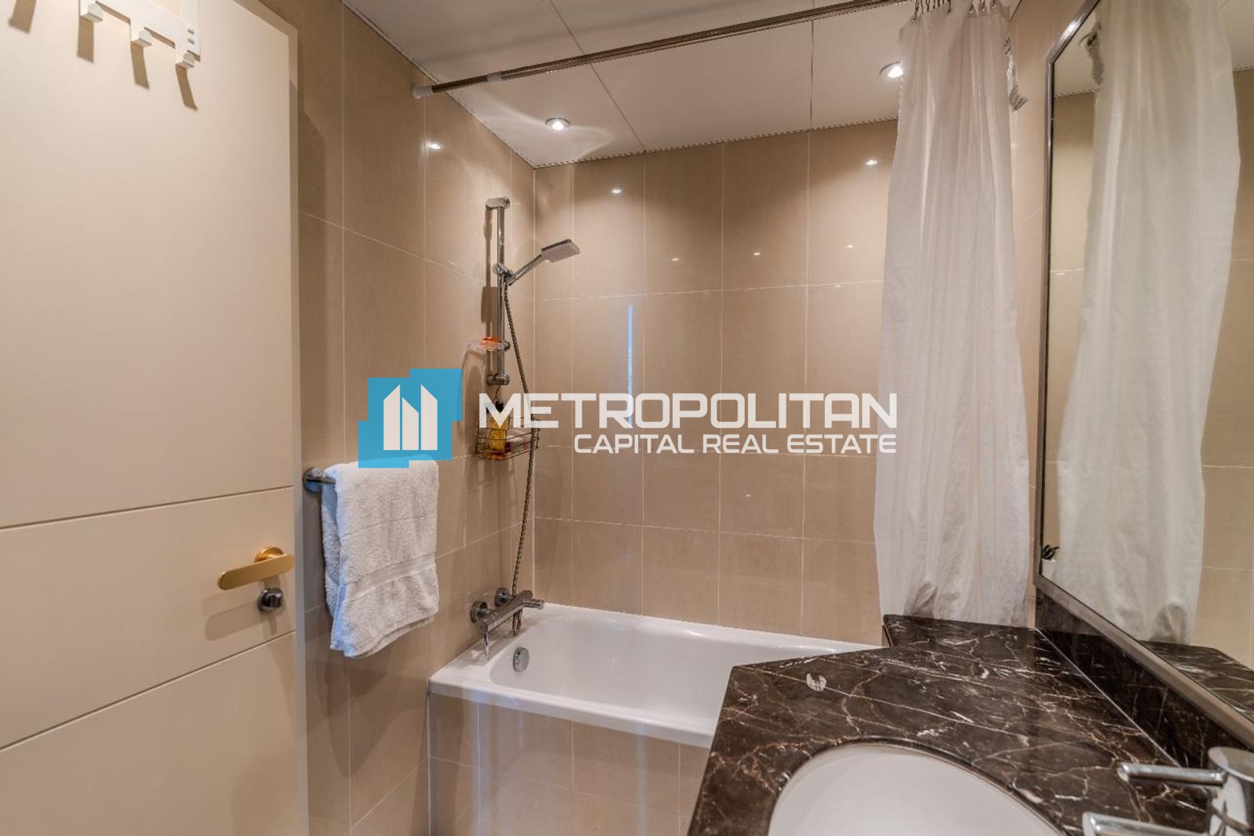 Image - Sun Tower, Al Reem Island, Abu Dhabi | Project - Apartment