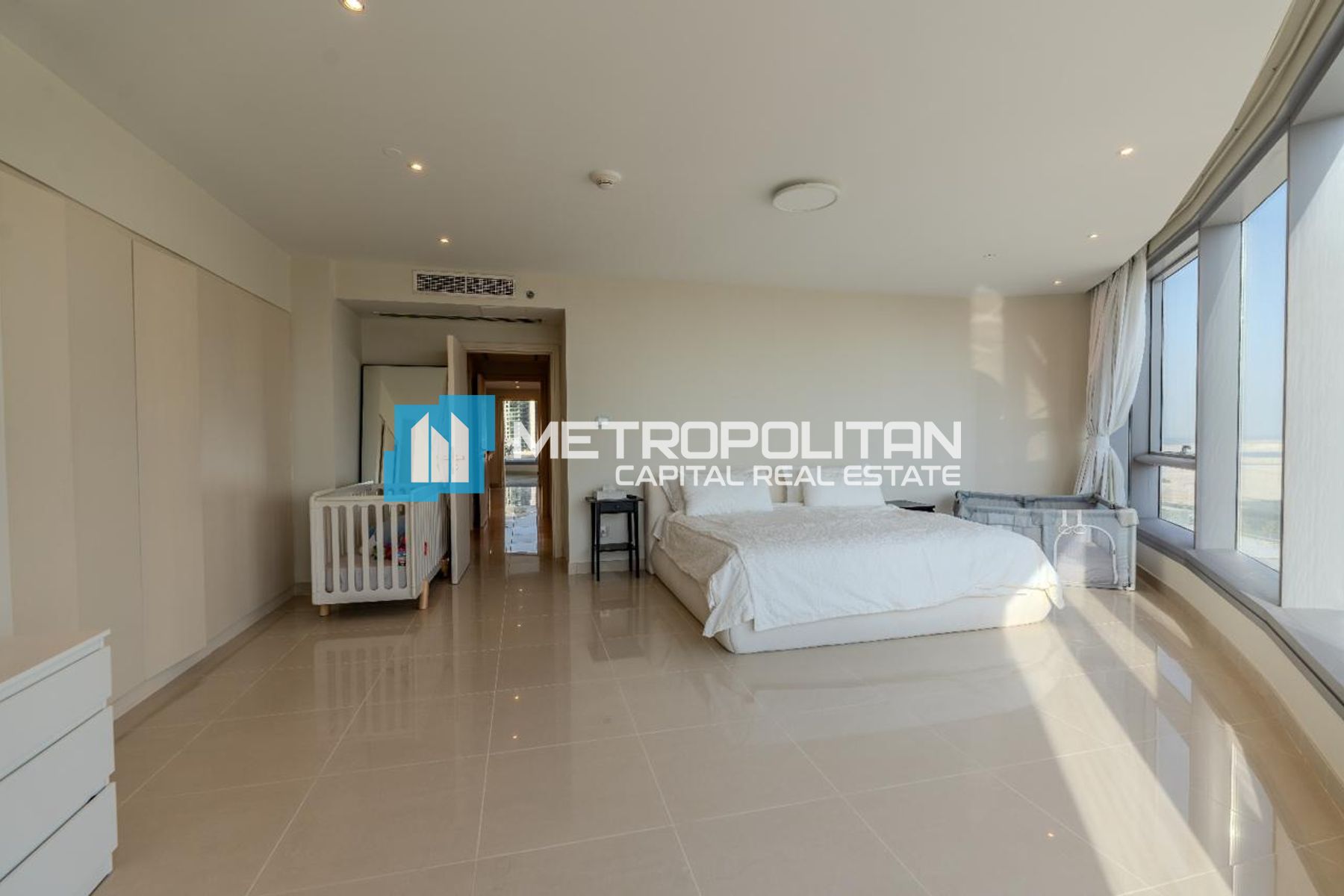 Image - Sun Tower, Al Reem Island, Abu Dhabi | Project - Apartment