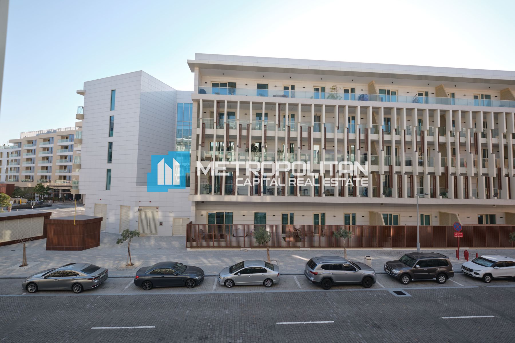 1BR | Near to the Sea, Boulevard View | Vacant photo-7