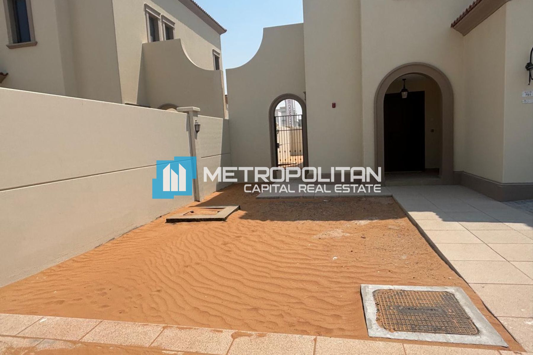 Villa in Cordoba | 3 BR with Maids |Prime Location photo-14