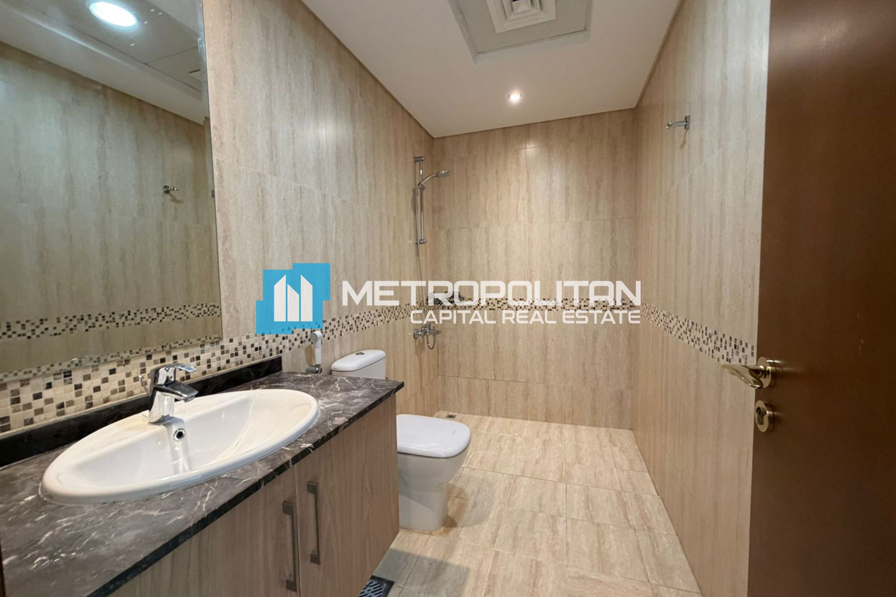 Ready To Move | Private Parking | Well Maintained photo-20