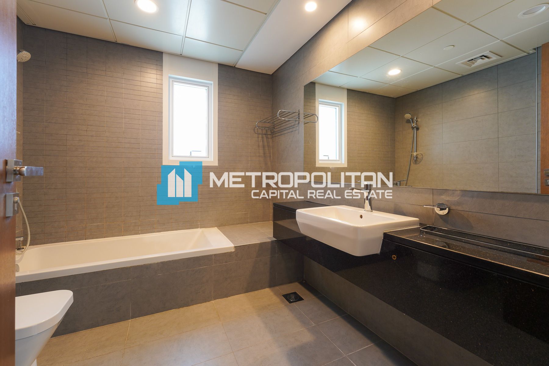 Sea View | High Floor 2BR+Balcony | Laundry Area photo-14