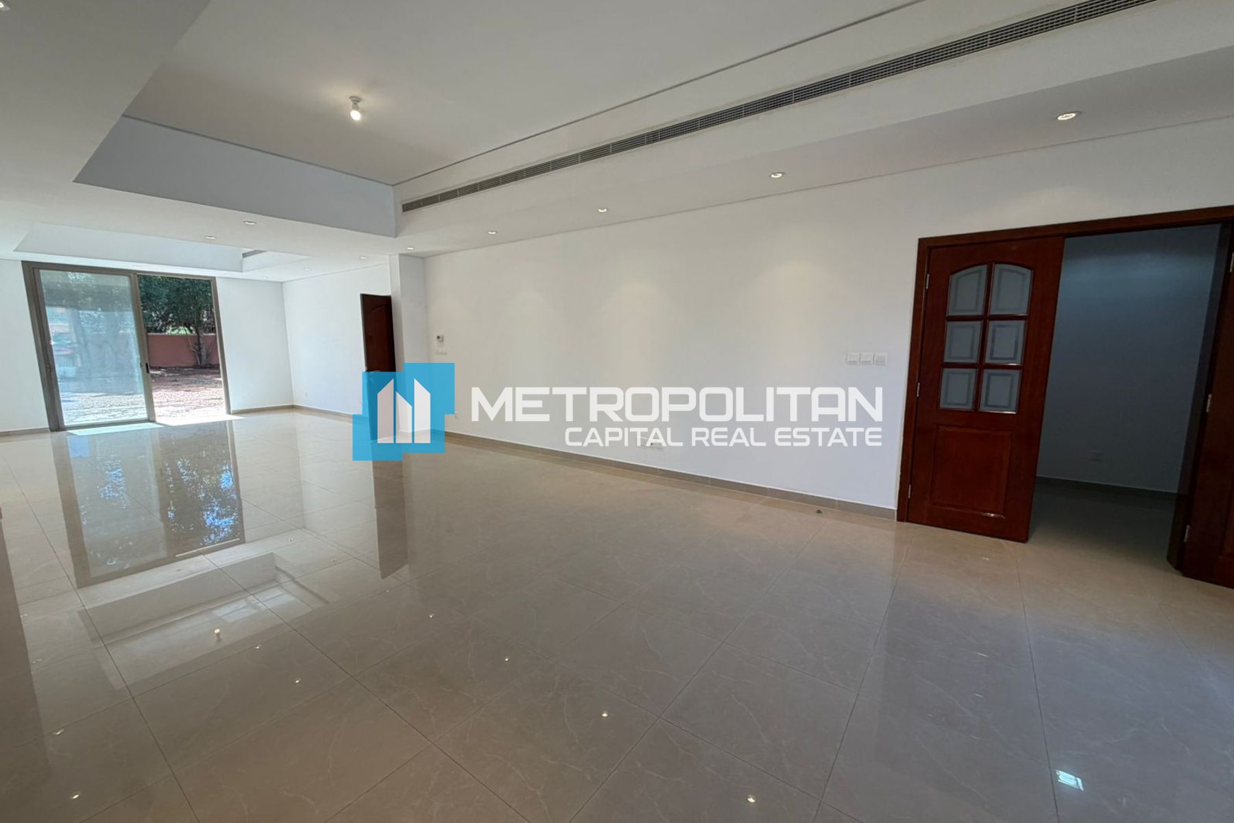 Hot Deal| Huge Plot |Free Maintenance & SC |Vacant photo-4