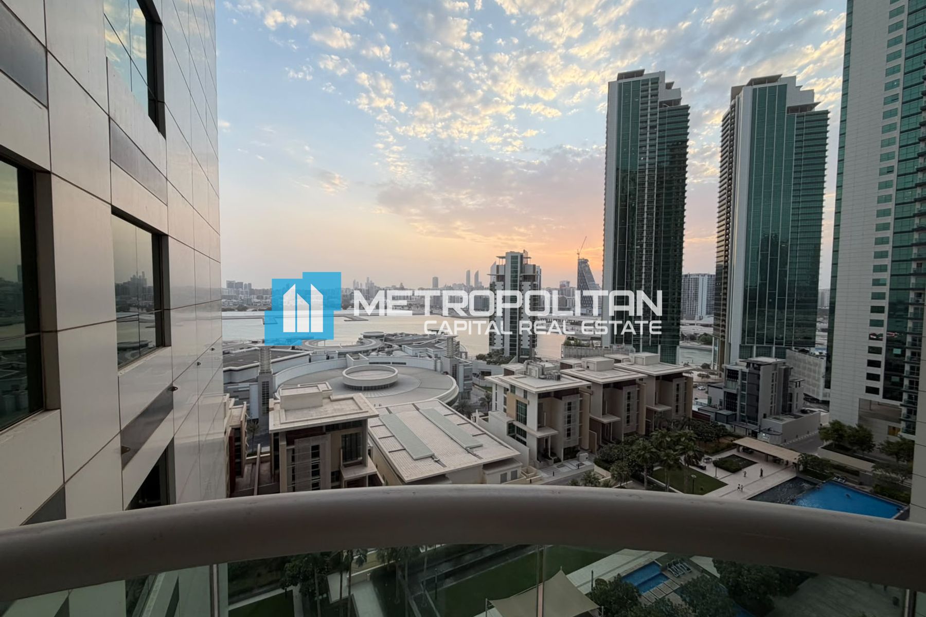 3BHK with Balcony | Ready to Move | Canal View