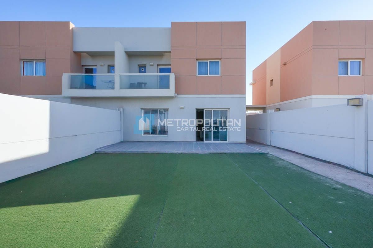 3-комнатный таунхаус на продажу в Al Samha – MCS-50163 photo-0