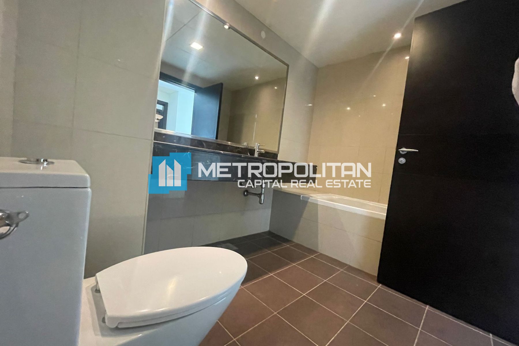 Full Canal View | High Floor 2BR | Prime Location photo-9