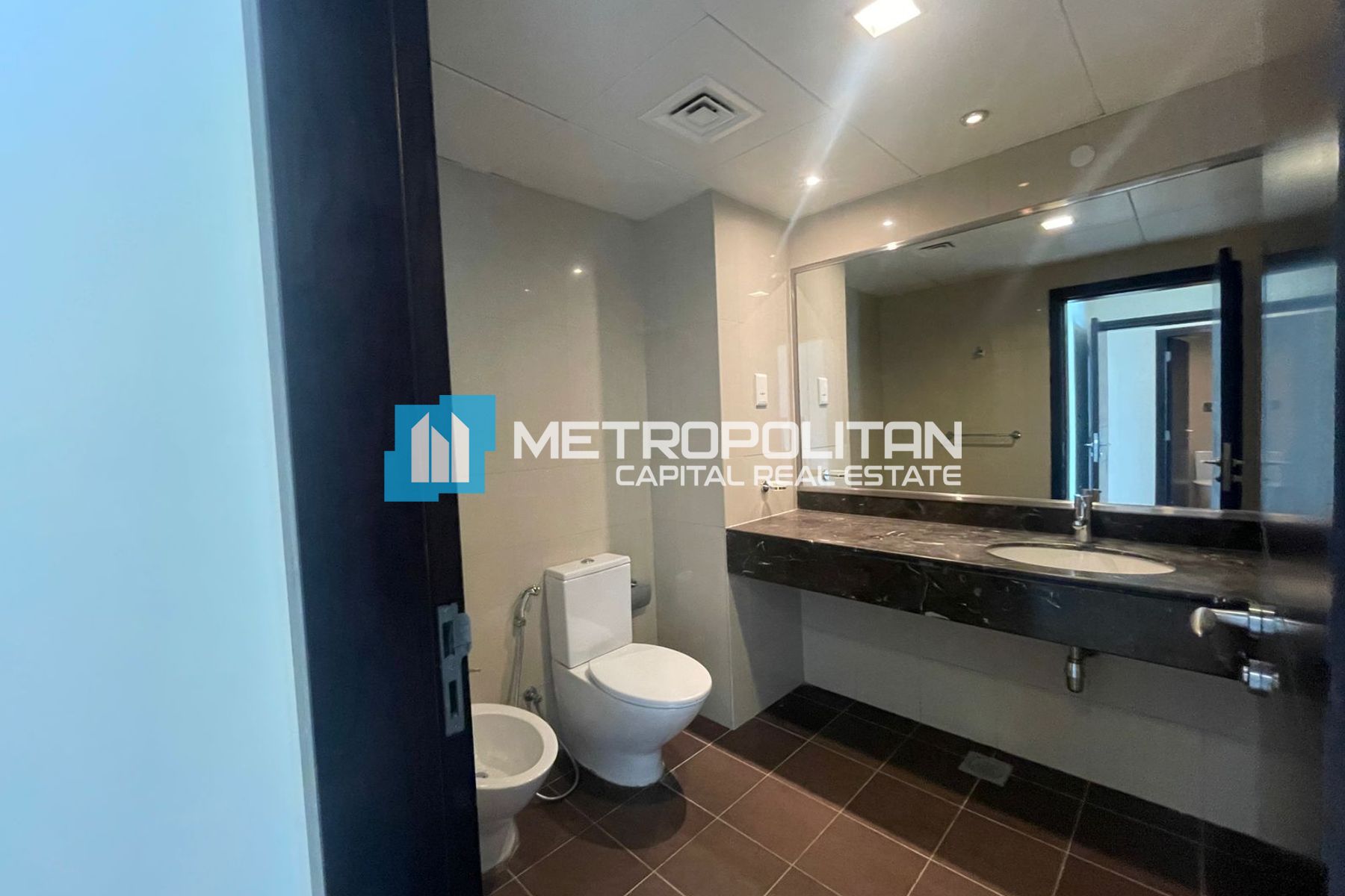 Full Canal View | High Floor 2BR | Prime Location photo-6