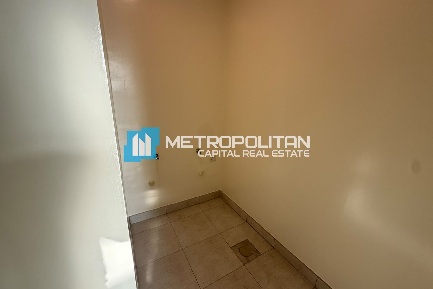 Duplex 3BR | Full Canal View | Ready to Move photo-13