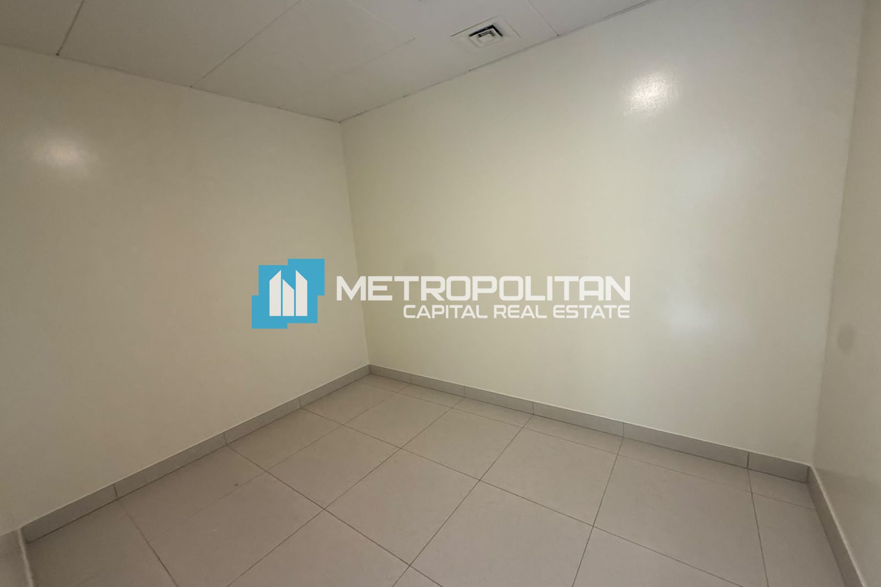 Duplex 3BR | Full Canal View | Ready to Move photo-14