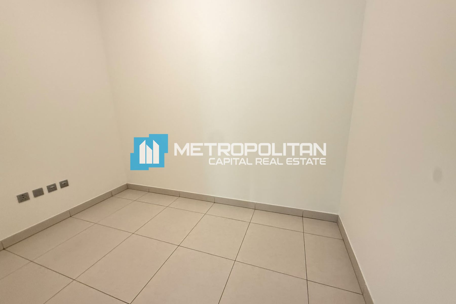 Canal View | Ready to Move 2BR | Prime Location photo-16