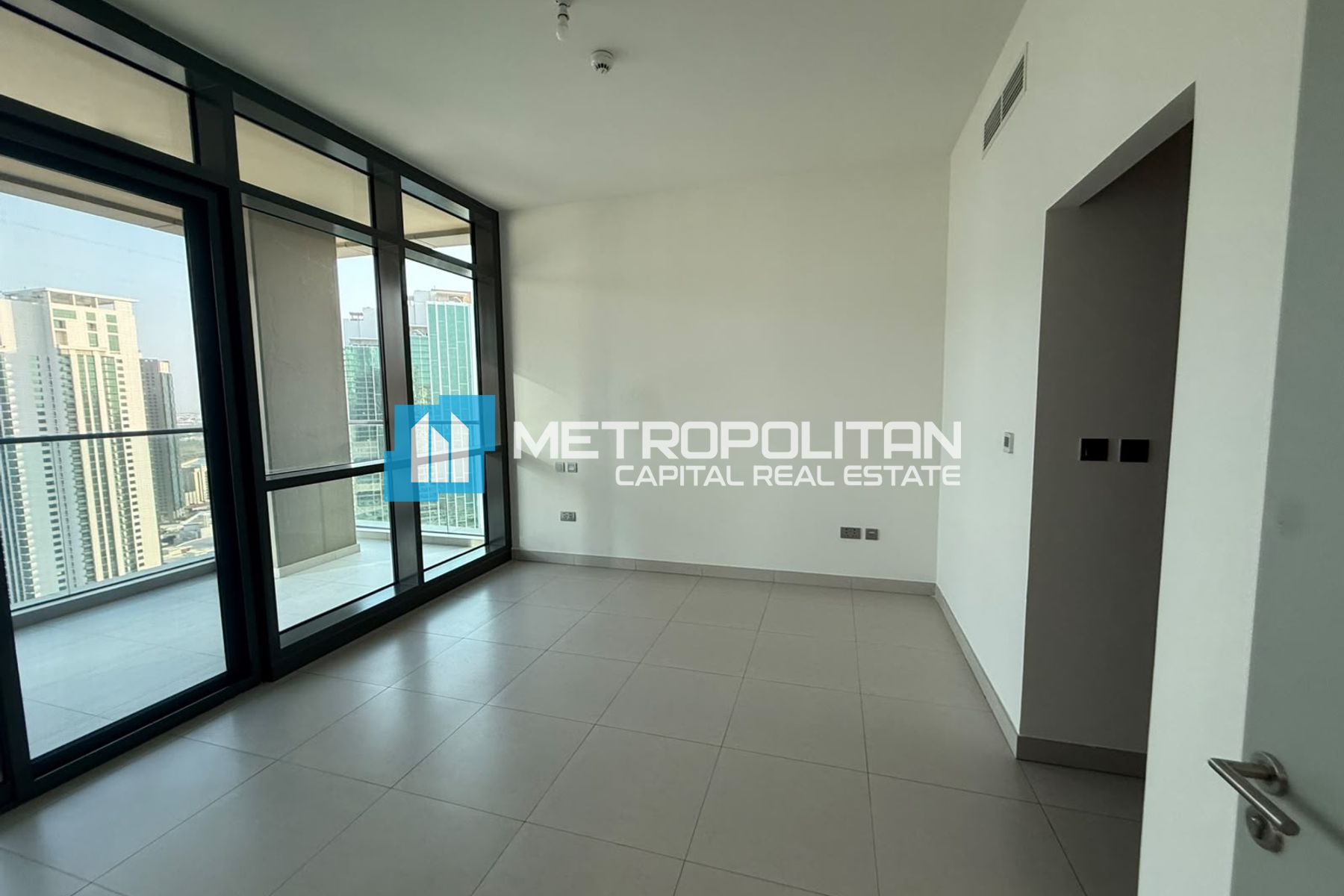 Premium Canal View |High Floor 1BR |Great Location photo-1
