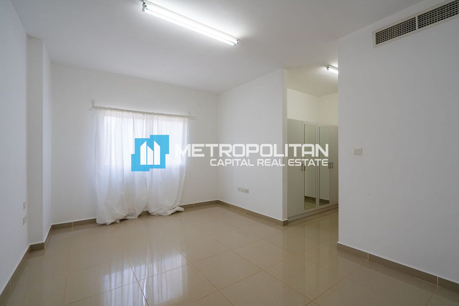 Spacious 2 BR w/ Balcony | Vacant Unit | City View photo-12