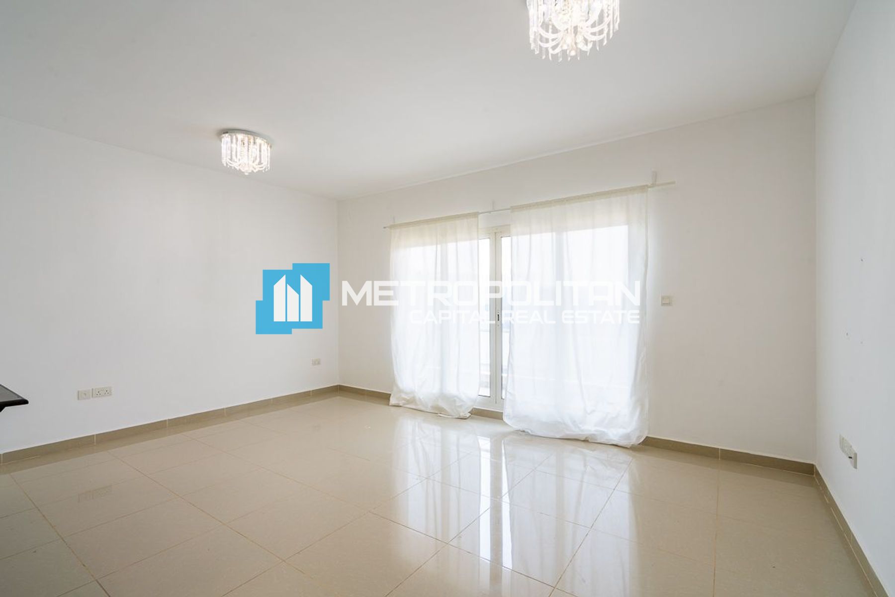 Spacious 2 BR w/ Balcony | Vacant Unit | City View photo-3