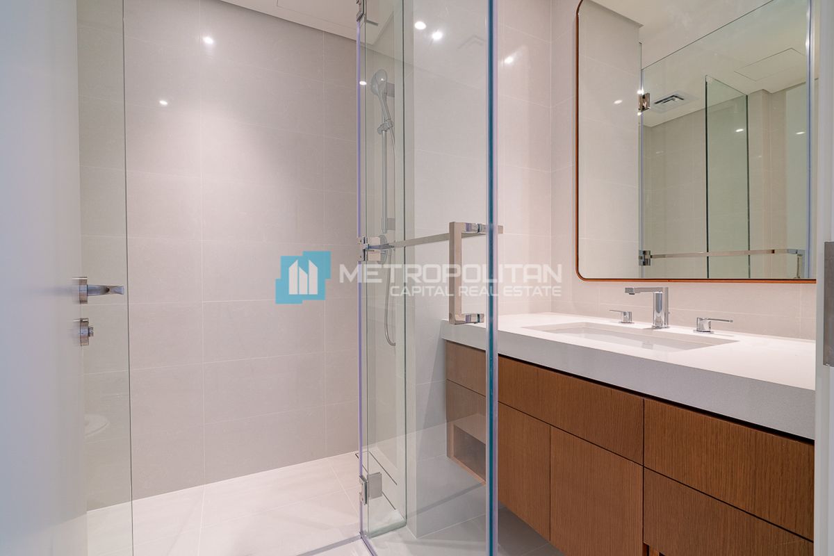High End 3BR+Maids | Balcony | Beachfront Living photo-17