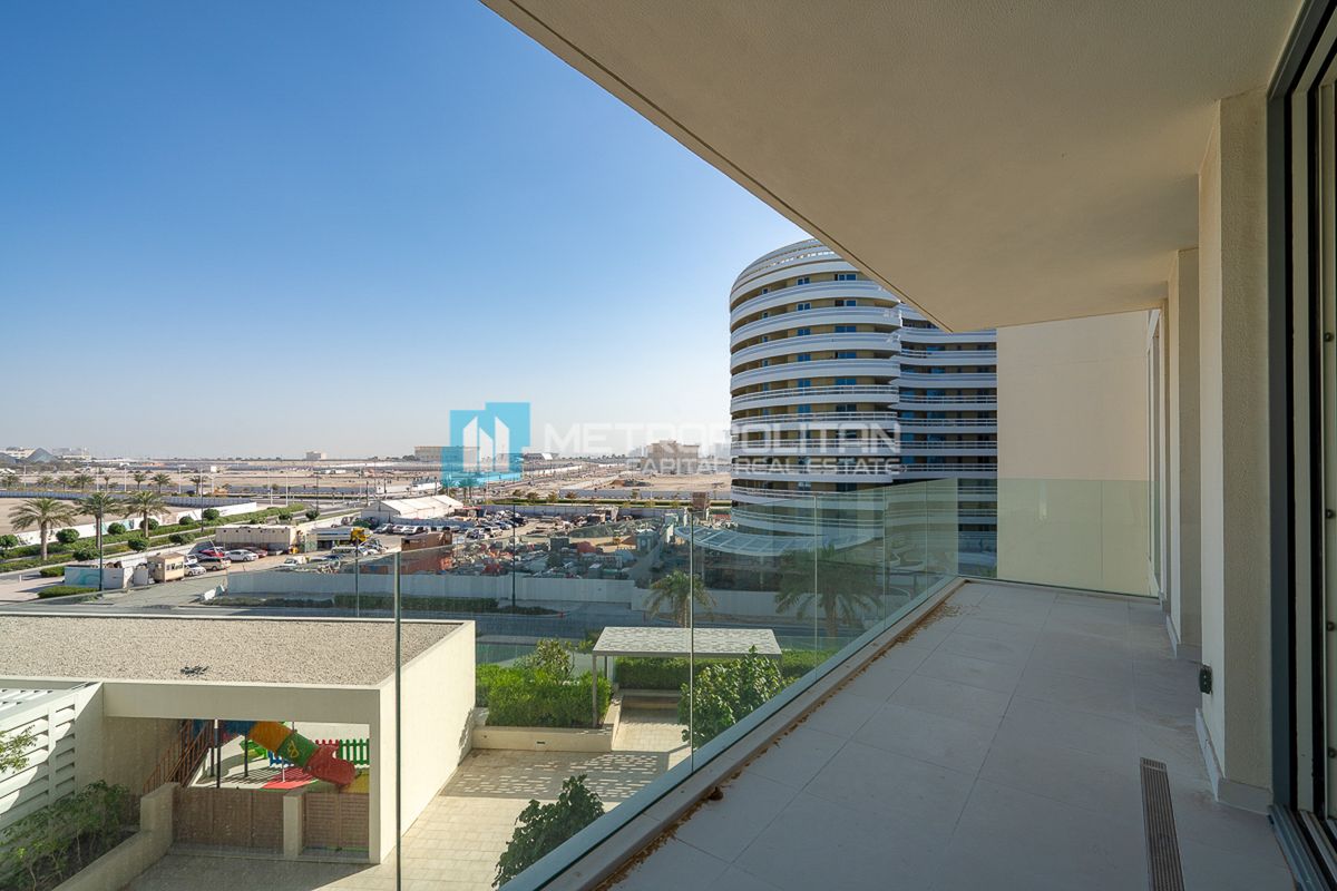 High End 3BR+Maids | Balcony | Beachfront Living photo-20