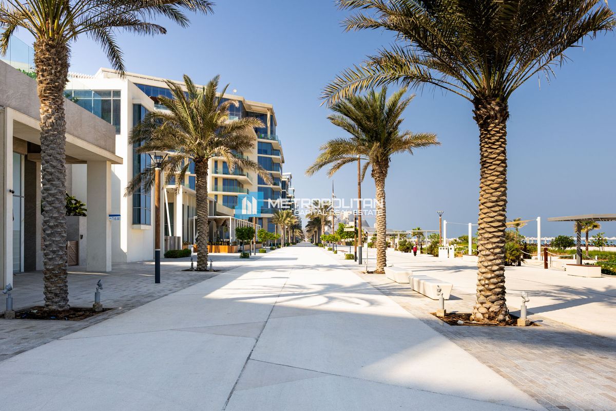 High End 3BR+Maids | Balcony | Beachfront Living photo-23
