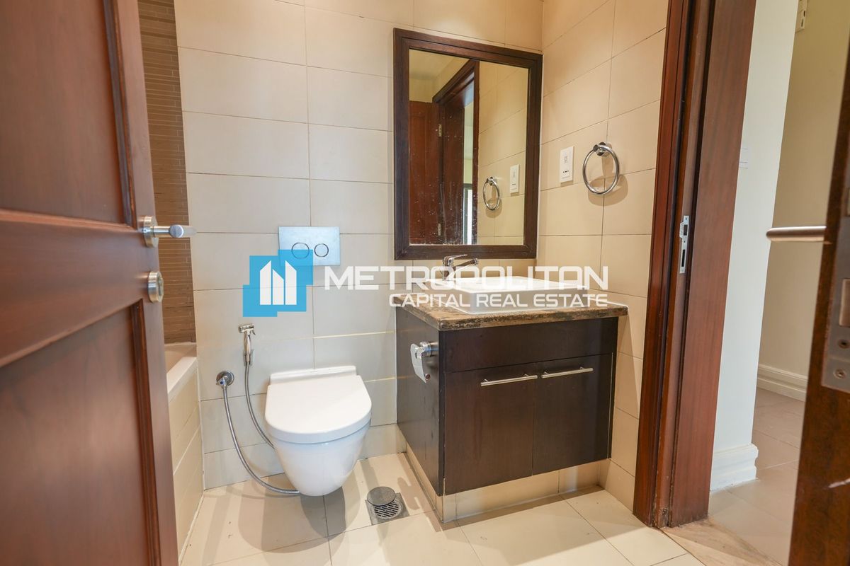 Distress Deal | Vacant 1BR+Balcony | Urgent Sale photo-10