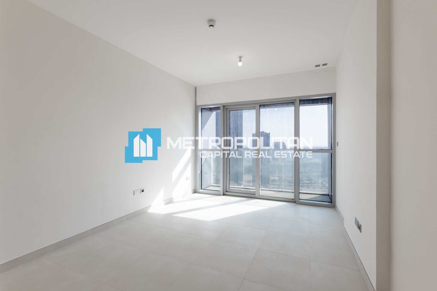 Beautiful 3BR+M | High Floor | Vacant | Full Canal photo-12