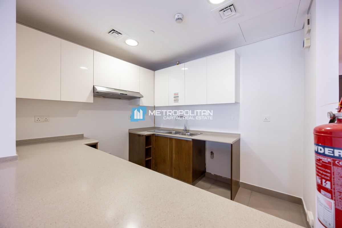 High Floor | Next to Corner 2BR | Community View photo-13