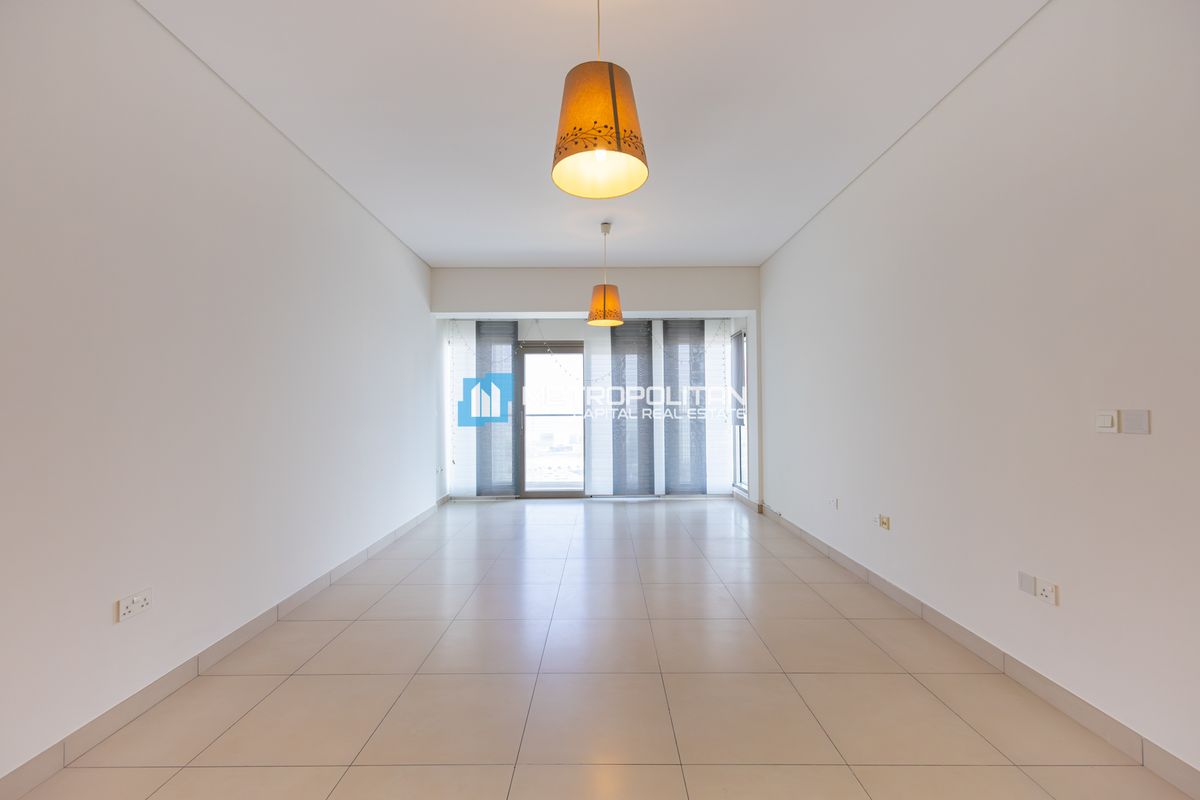 High Floor | Next to Corner 2BR | Community View photo-14