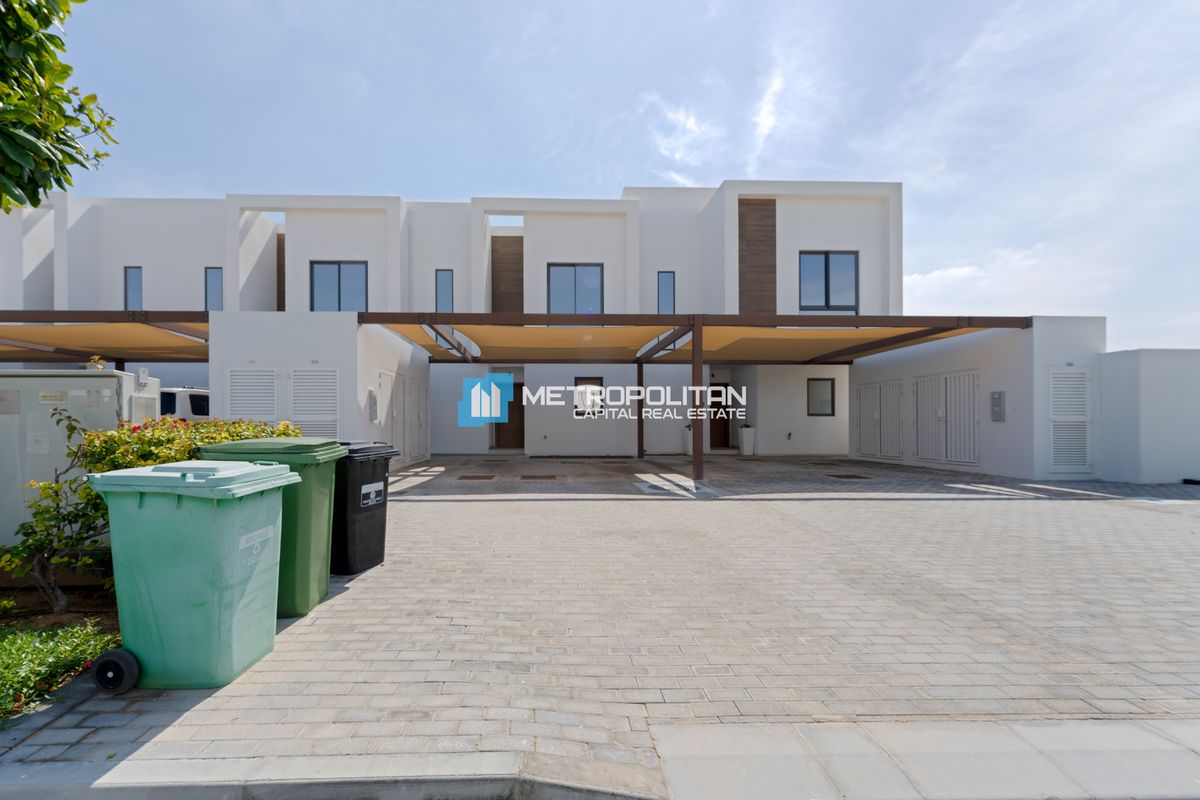 Vastu | 2BR w/ Maids | Landscaped Garden | Phase 2 photo-0