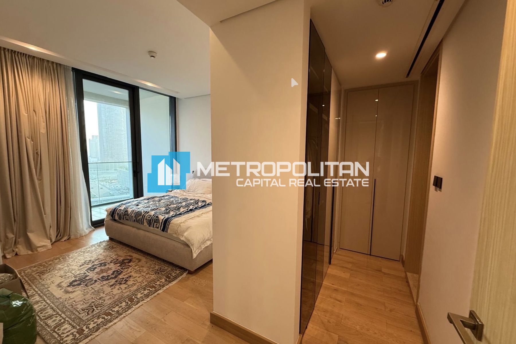 Modern 1BR | Large Balcony | High End Amenities photo-3