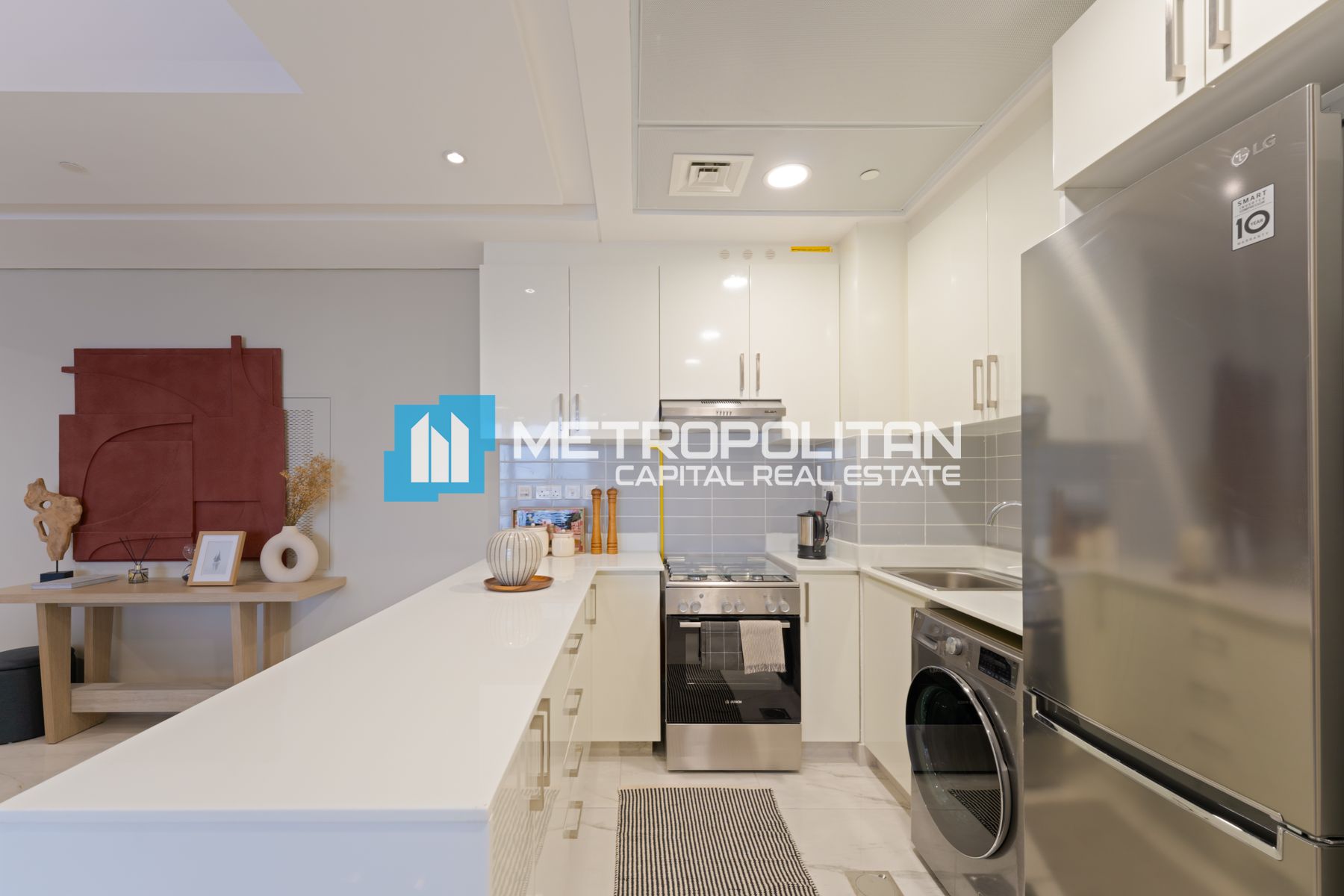 Luxurious 3BR | Fully Furnished | High Floor photo-3