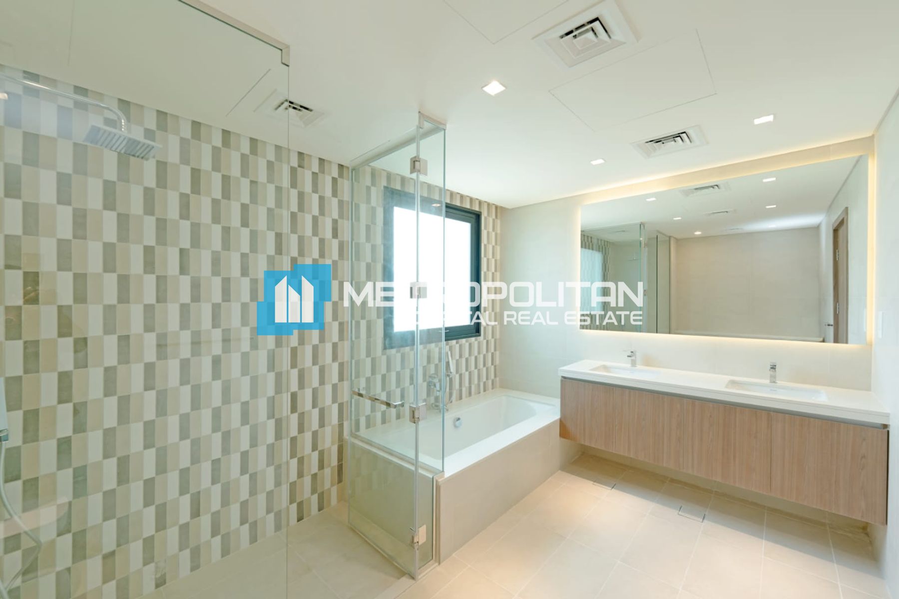Single Row Corner | Ready to Move | Golf View photo-31
