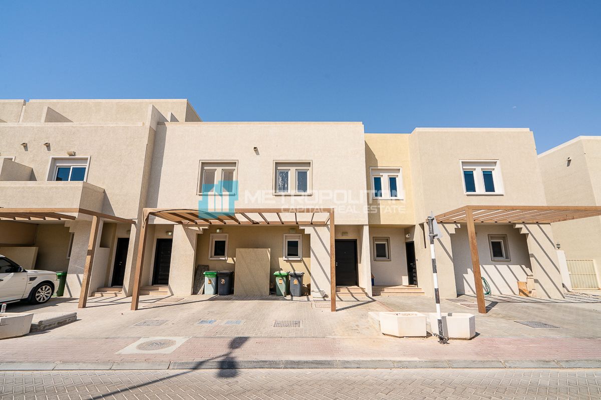 Image - Desert Style, Al Reef, Abu Dhabi | Project - Villa