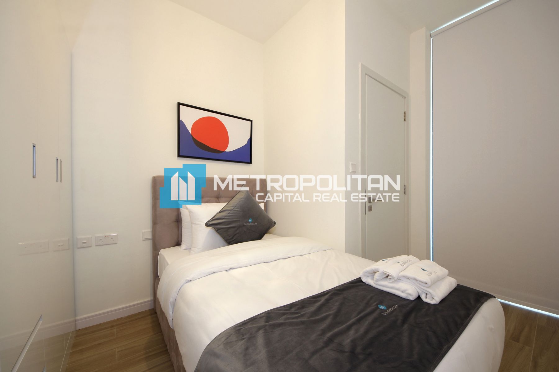 2-х комнатная квартира на продажу в Al Raha Beach – MCS-9300 photo-12