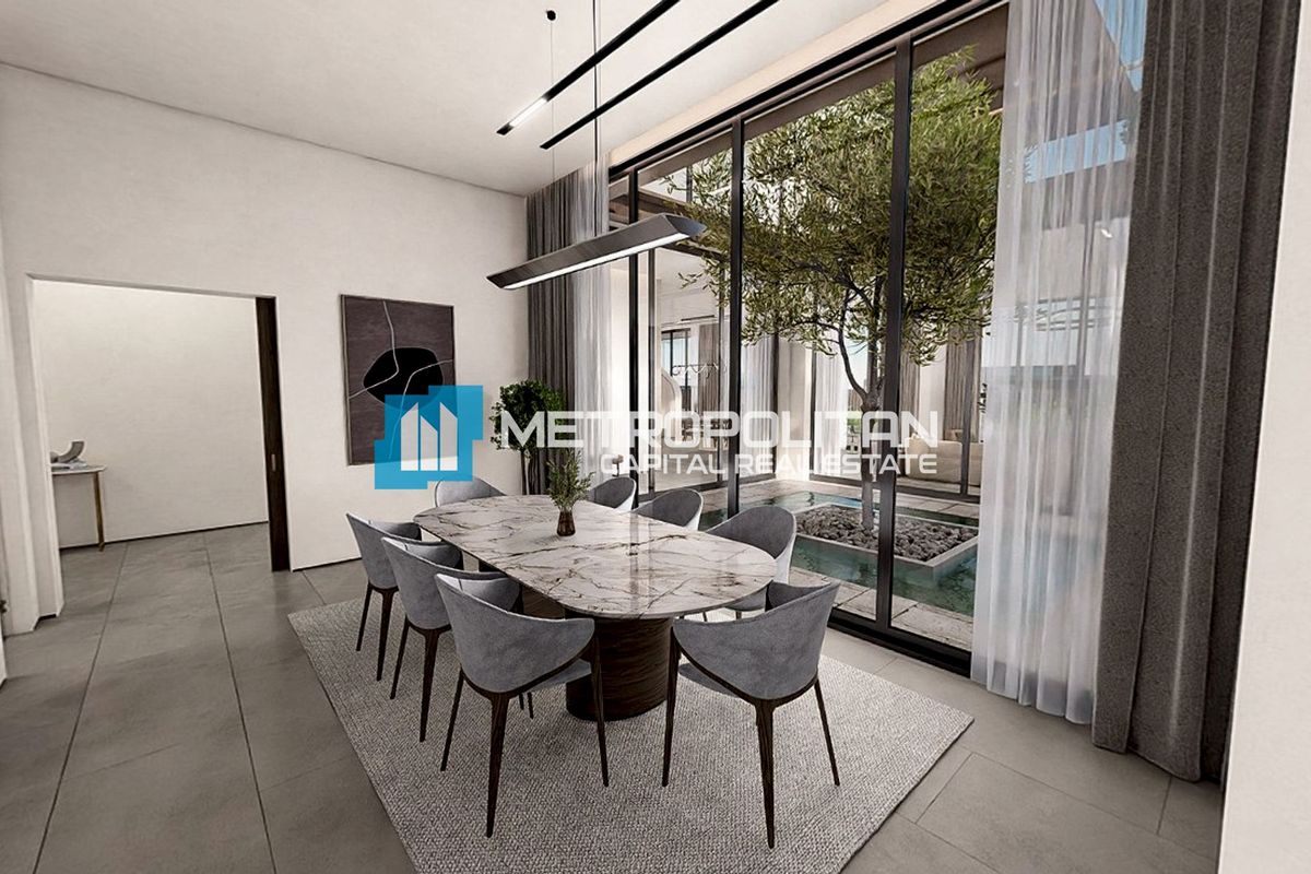 Premium Finishes | Large Layout | Close to Beach